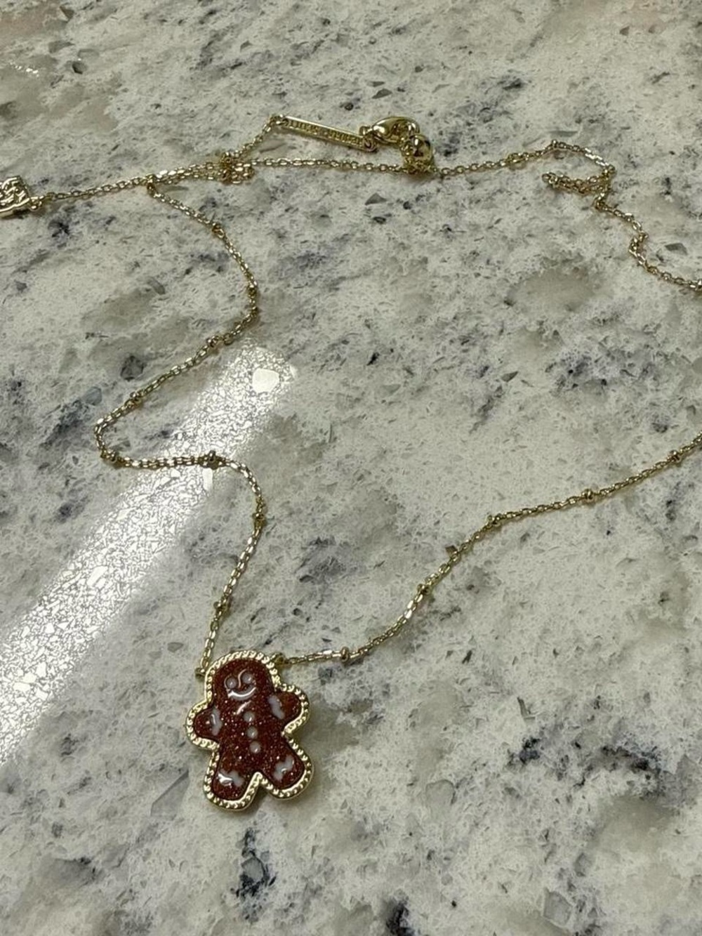 Kendra Scott Gold Necklace with Gingerbread Pendant